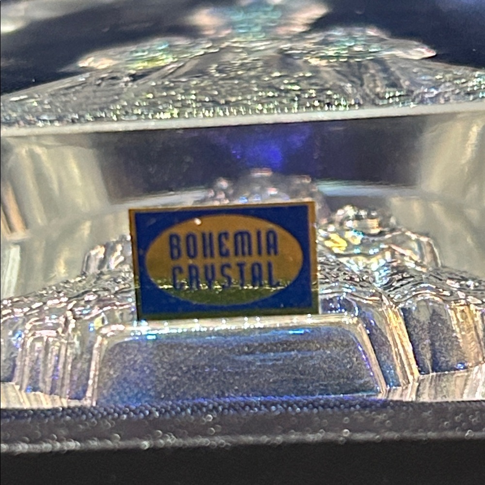 Baby Jesus Of Prague Iridescent Art Glass  Blue and Gold Accents box included - Picture 4 of 10